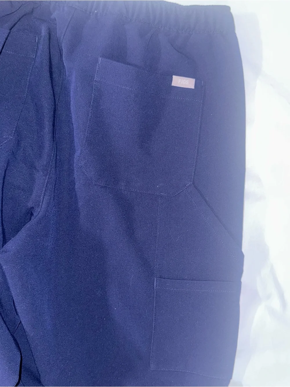 FIGS Navy Cargo Scrub Pants Size Medium-Short